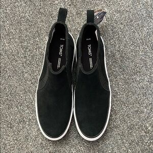 TOMS Bryce Black Slip-On Boots NWT